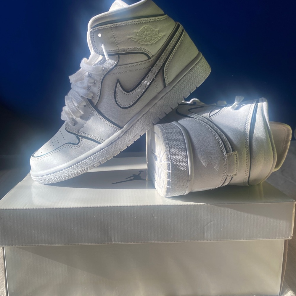Jordan Air Mid SE White Sneakers